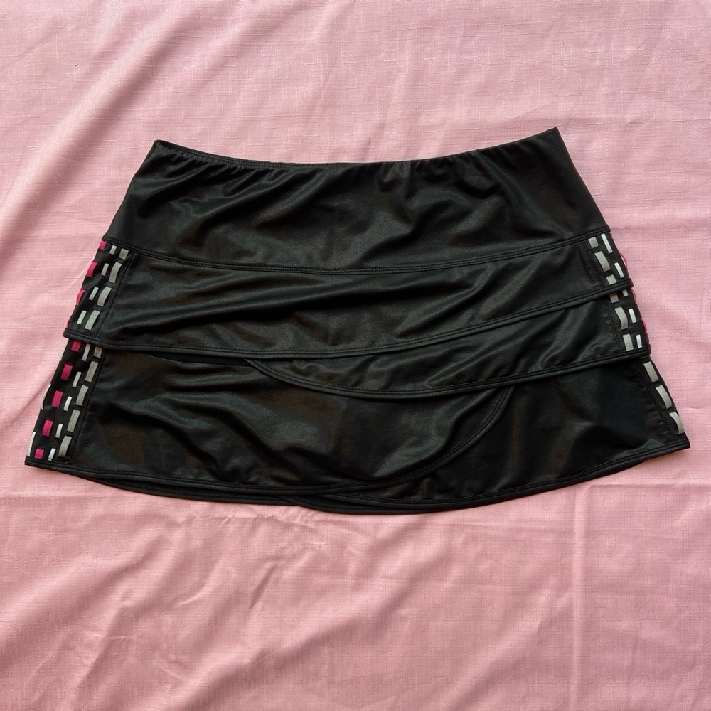 Lucky in love tennis skort